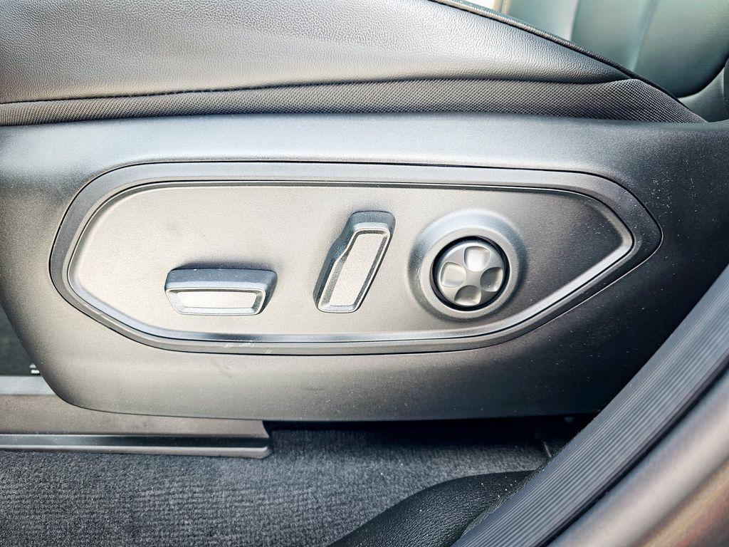 new 2025 Jeep Grand Cherokee L car, priced at $47,973