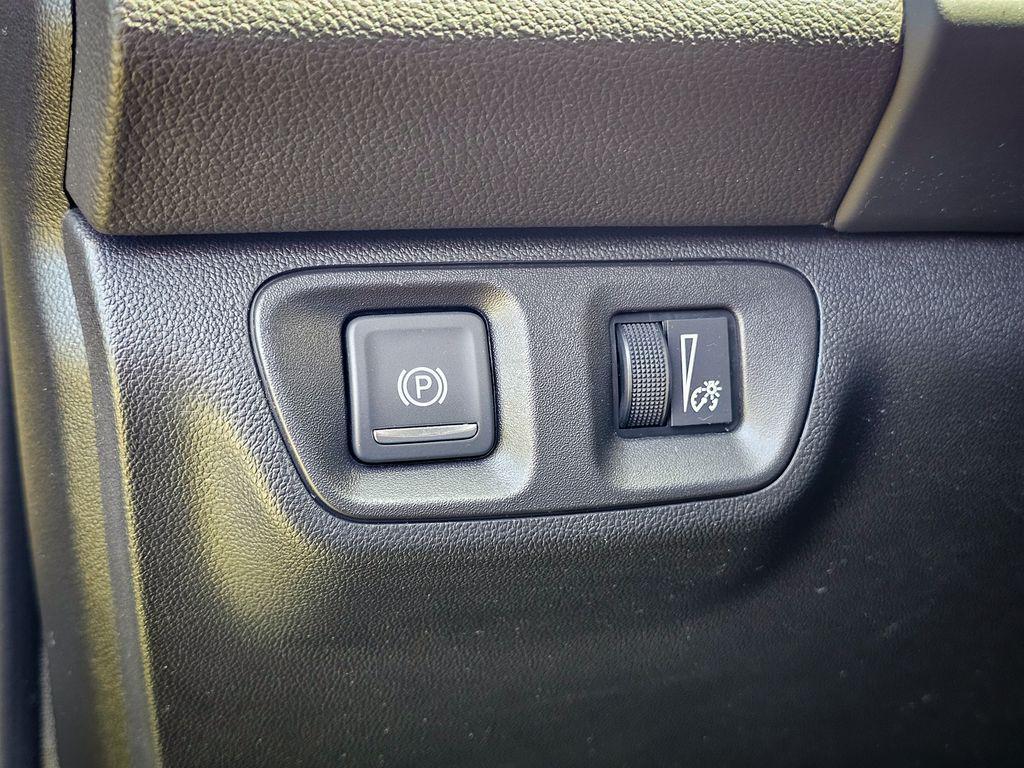 used 2023 GMC Acadia car, priced at $28,500