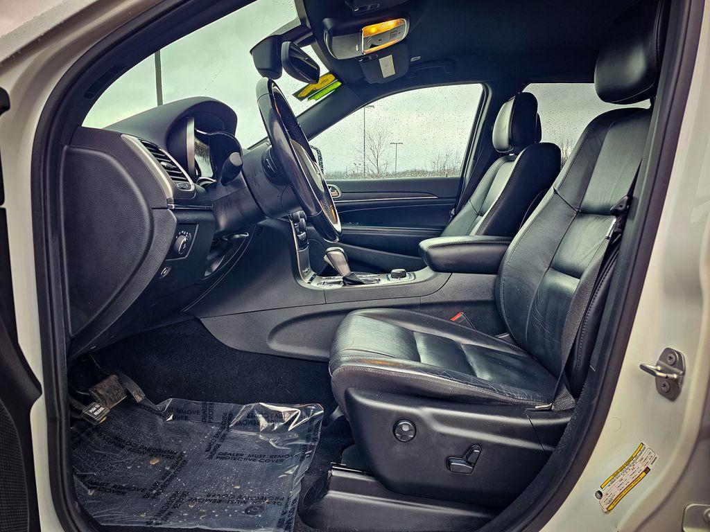 used 2019 Jeep Grand Cherokee car, priced at $17,900