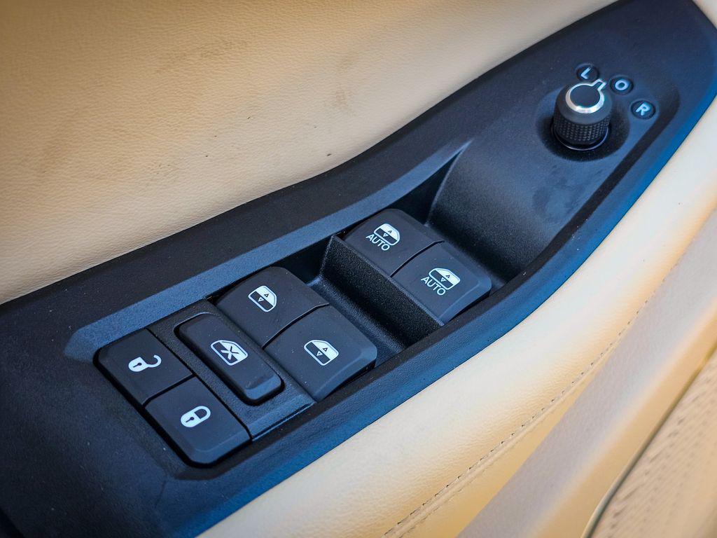 new 2026 Jeep Grand Cherokee car, priced at $49,210