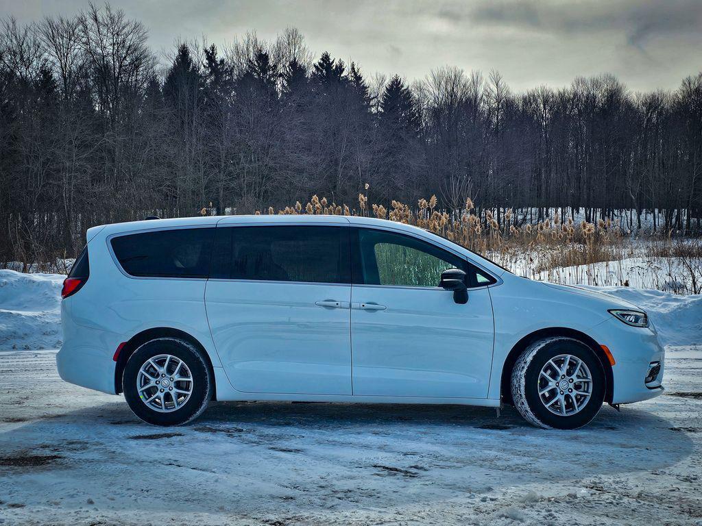 new 2026 Chrysler Pacifica car, priced at $37,900