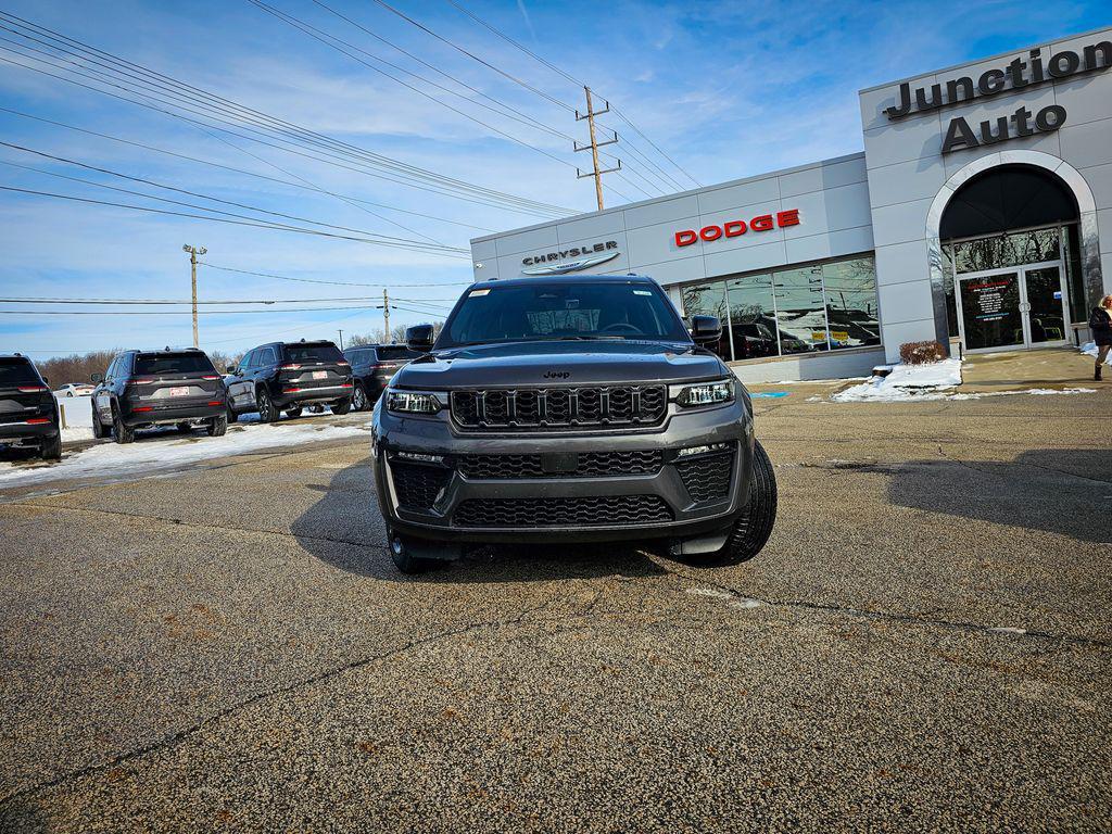 new 2026 Jeep Grand Cherokee car, priced at $50,805