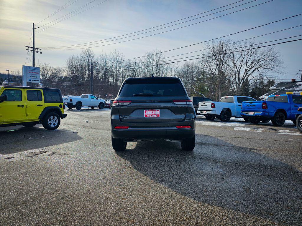 new 2026 Jeep Grand Cherokee car, priced at $50,805