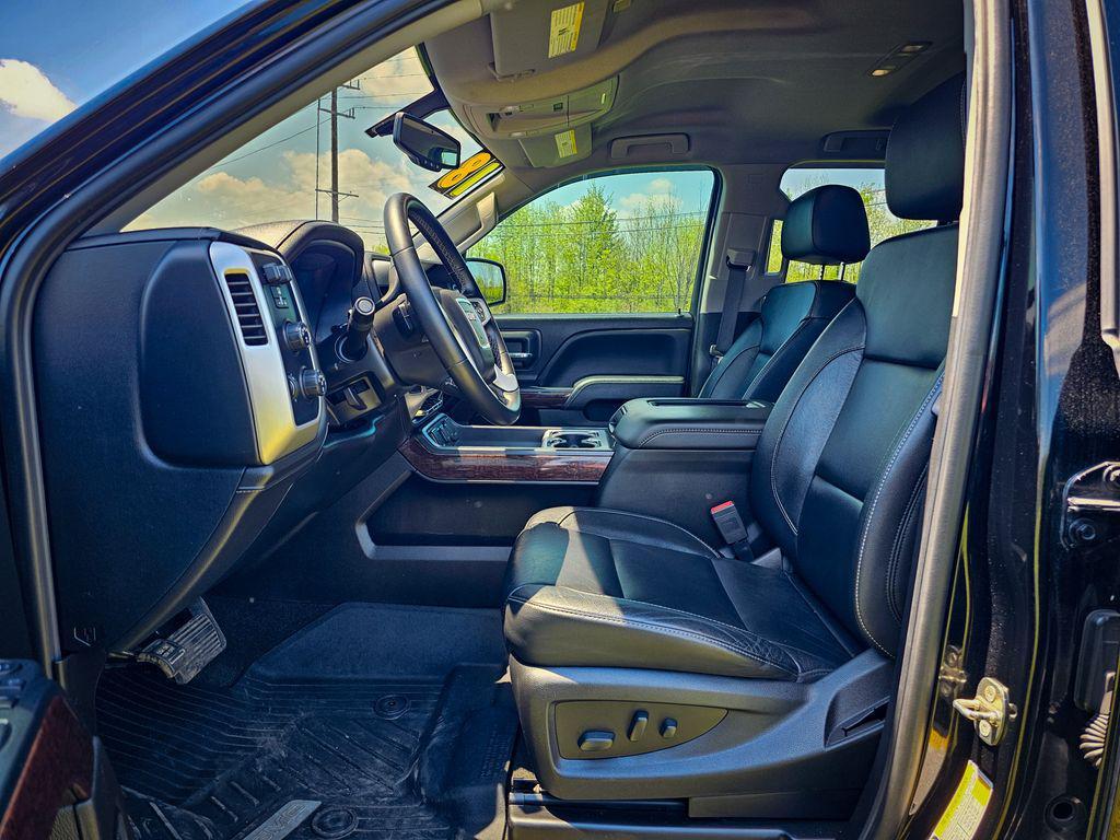 used 2018 GMC Sierra 1500 car, priced at $24,900