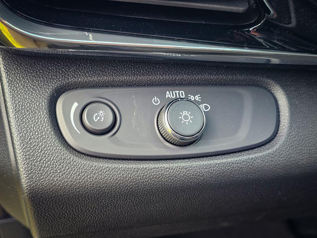 new 2026 Buick Envista car, priced at $30,915