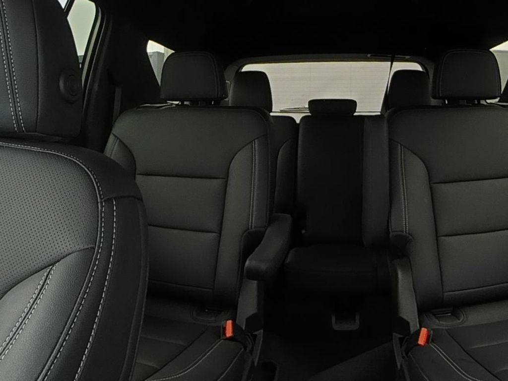 used 2026 Chevrolet Traverse car, priced at $42,918