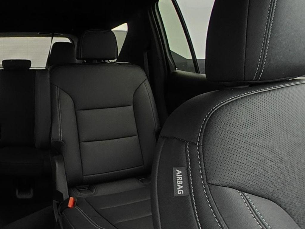 used 2026 Chevrolet Traverse car, priced at $42,918