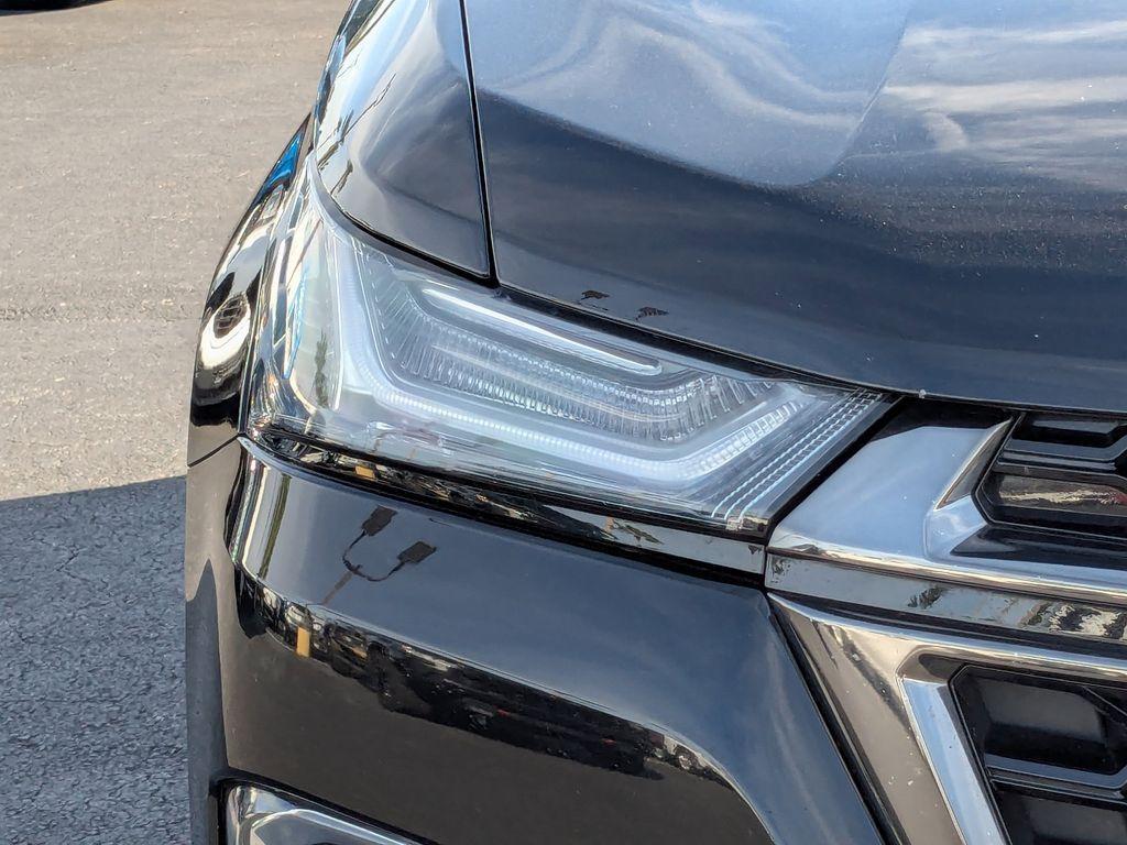 used 2023 Chevrolet Traverse car, priced at $25,997