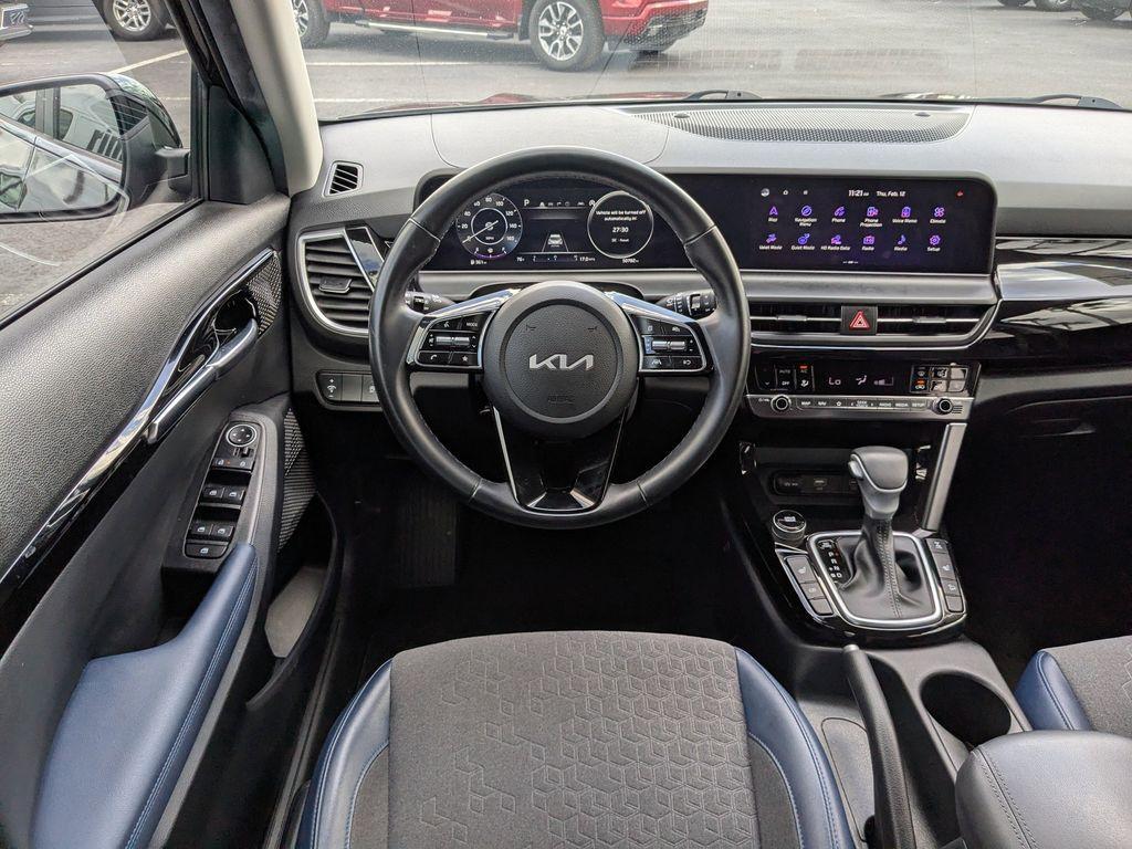 used 2024 Kia Seltos car, priced at $19,550