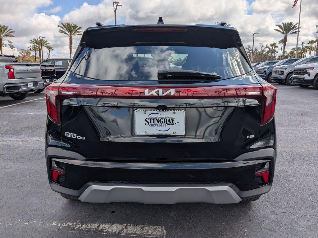 used 2024 Kia Seltos car, priced at $19,550