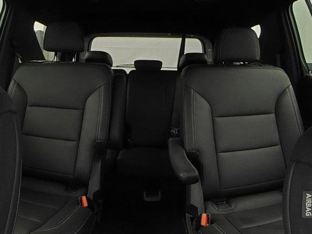 used 2025 Chevrolet Traverse car, priced at $38,904