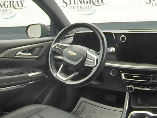 used 2025 Chevrolet Traverse car, priced at $38,904