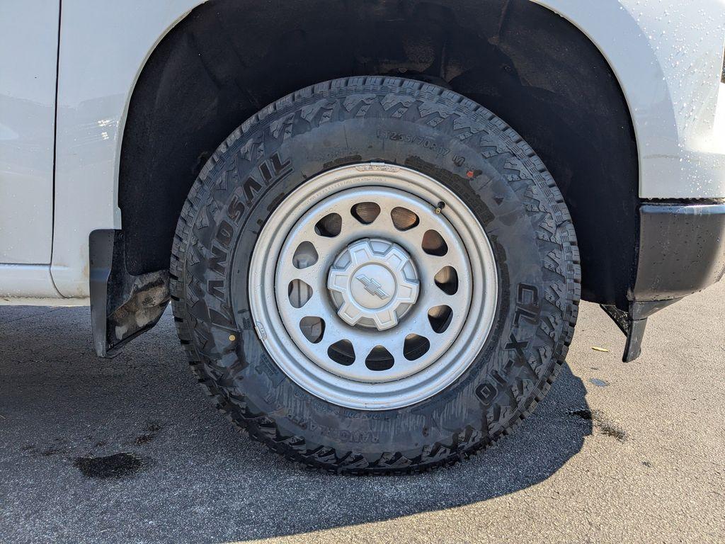 used 2024 Chevrolet Silverado 1500 car, priced at $34,525