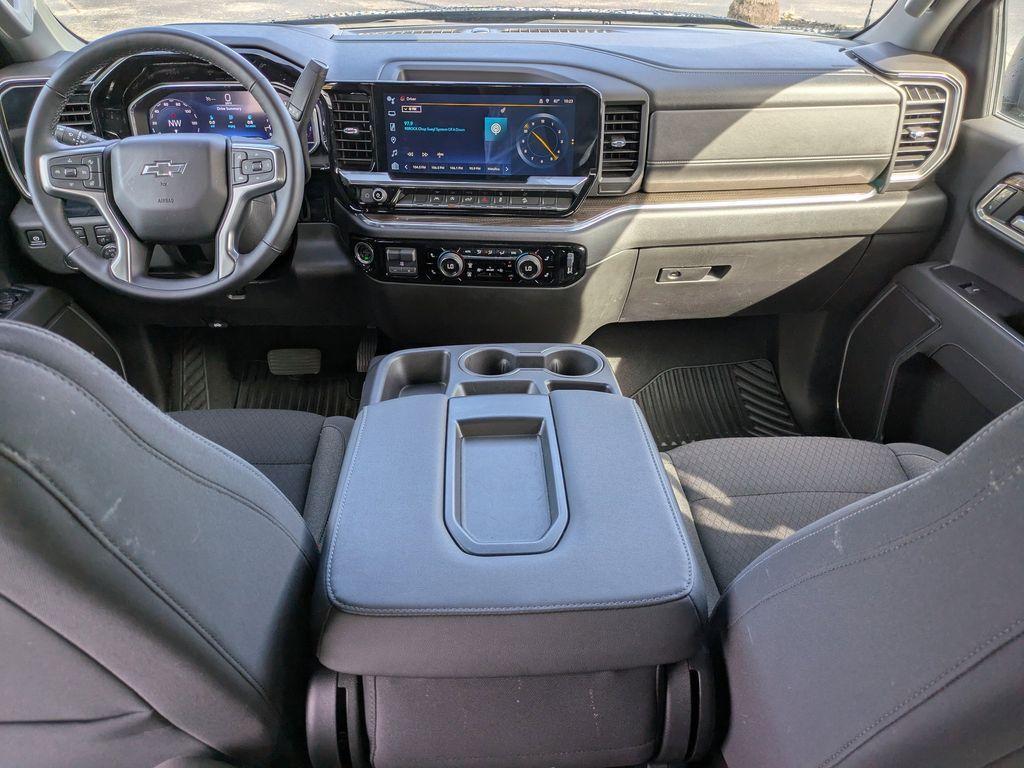 used 2024 Chevrolet Silverado 1500 car, priced at $42,588
