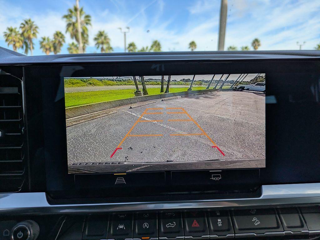 used 2024 Chevrolet Silverado 1500 car, priced at $42,588