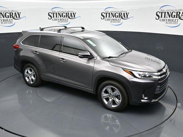 used 2017 Toyota Highlander car, priced at $22,798