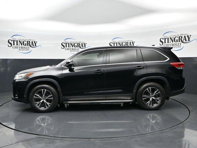used 2019 Toyota Highlander car, priced at $19,585