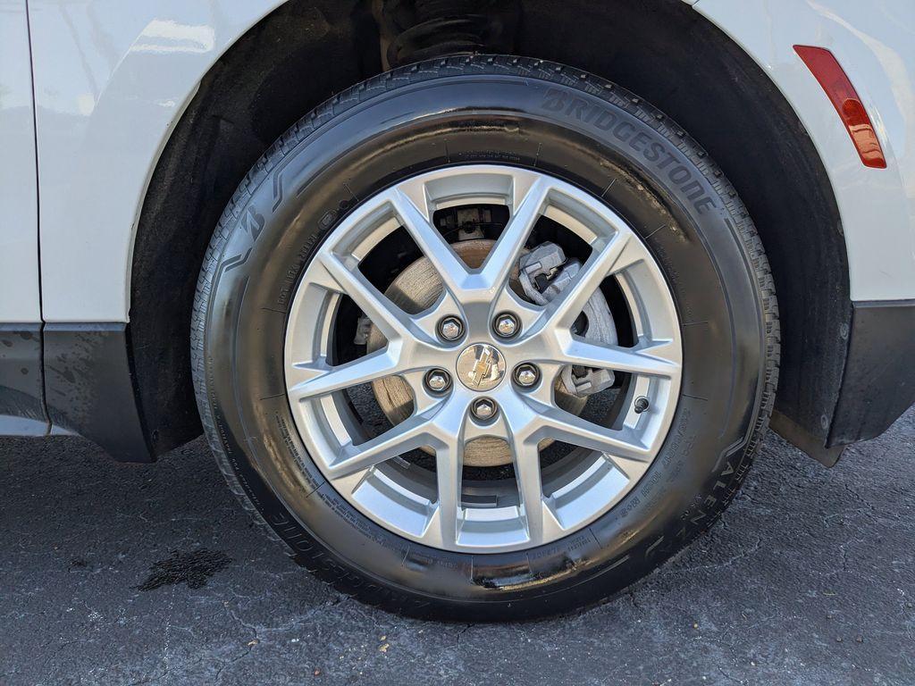 used 2024 Chevrolet Equinox car, priced at $21,475