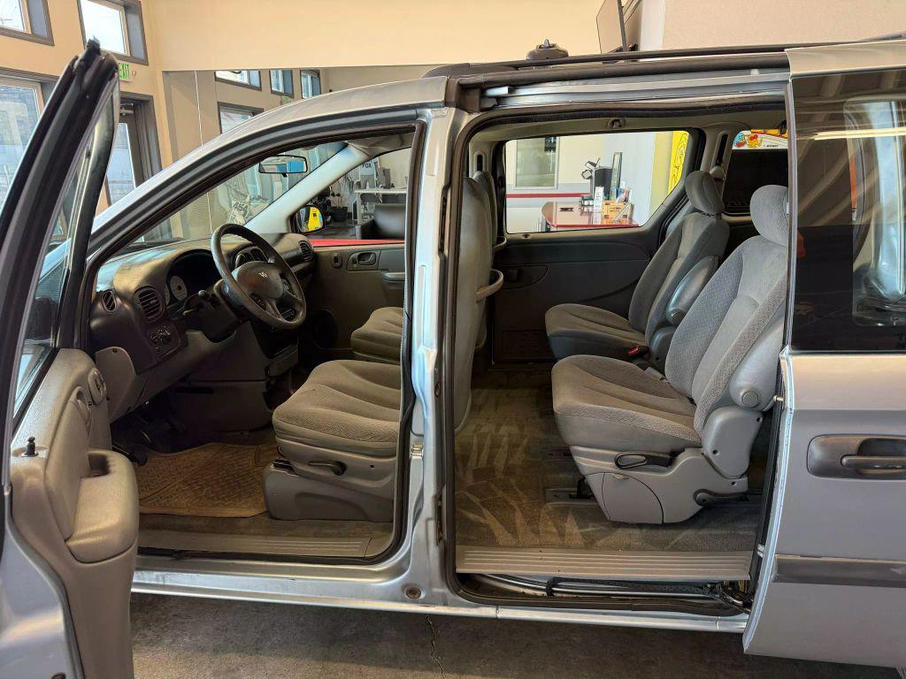used 2005 Dodge Grand Caravan car, priced at $6,490