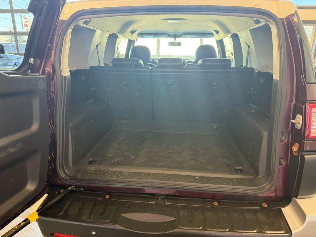 used 2007 Toyota FJ Cruiser car, priced at $13,189