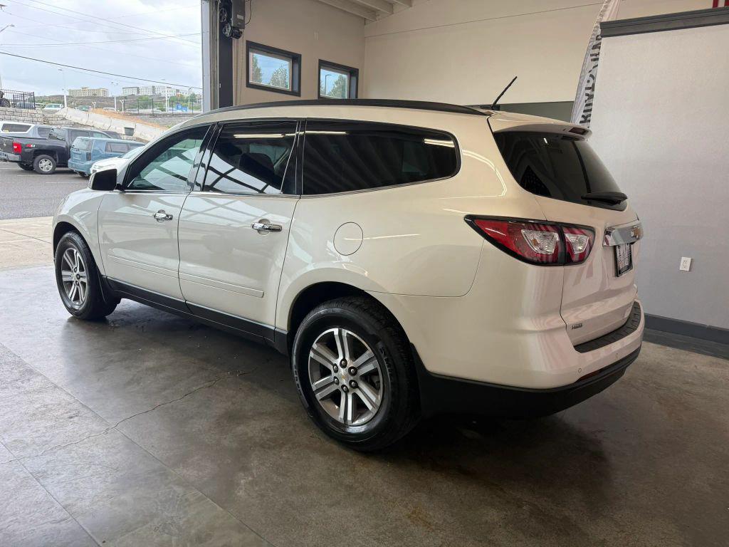 used 2015 Chevrolet Traverse car, priced at $12,189