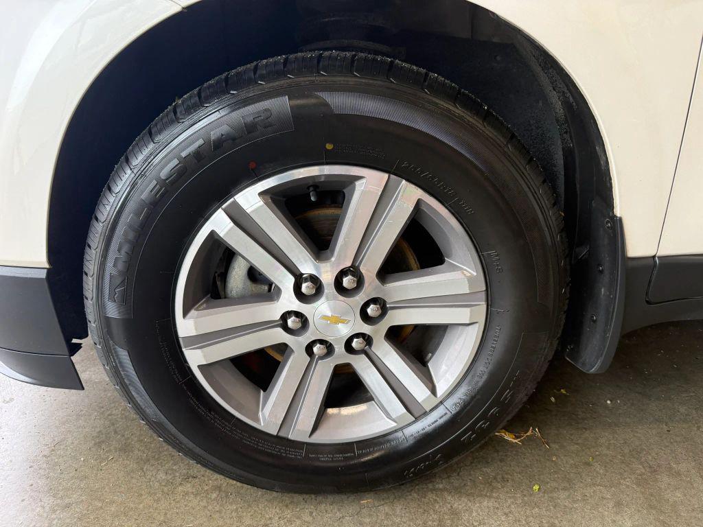 used 2015 Chevrolet Traverse car, priced at $12,189