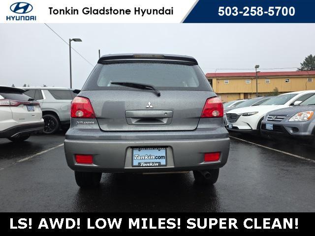 used 2006 Mitsubishi Outlander car, priced at $8,742