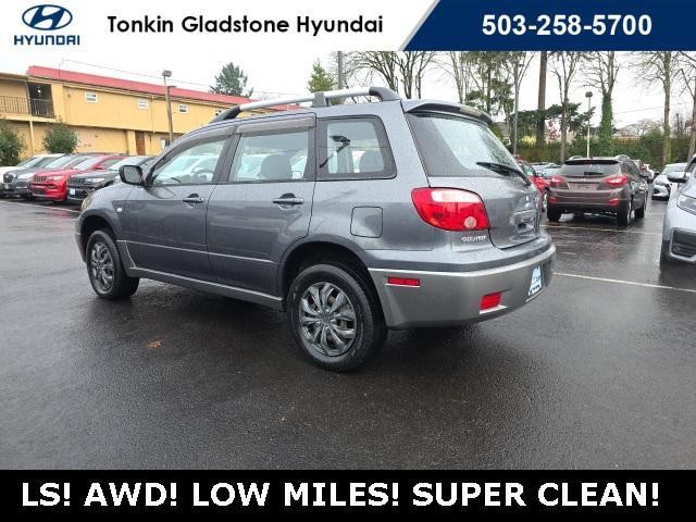 used 2006 Mitsubishi Outlander car, priced at $8,742
