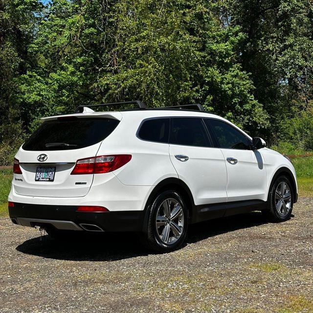 used 2015 Hyundai Santa Fe car, priced at $9,420