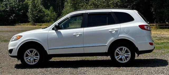 used 2012 Hyundai Santa Fe car, priced at $8,995