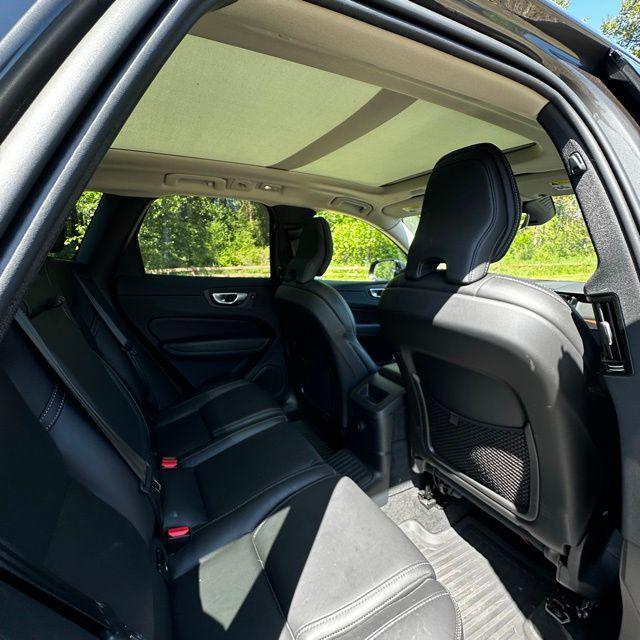 used 2024 Volvo XC60 Recharge Plug-In Hybrid car, priced at $55,998