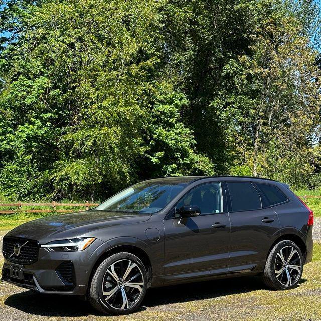 used 2024 Volvo XC60 Recharge Plug-In Hybrid car, priced at $55,998