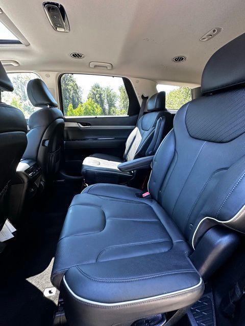 used 2024 Hyundai Palisade car, priced at $32,948
