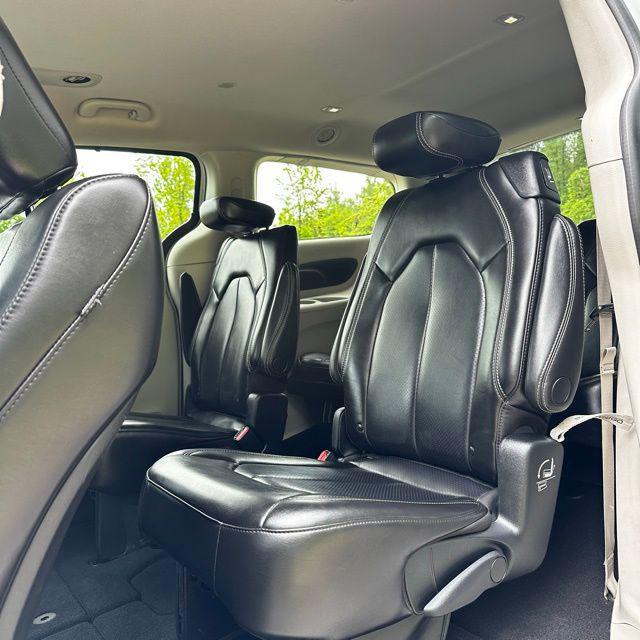 used 2023 Chrysler Pacifica car, priced at $20,994