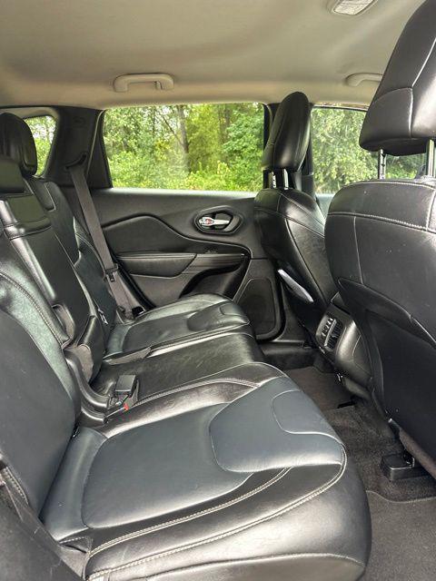 used 2014 Jeep Cherokee car, priced at $10,500