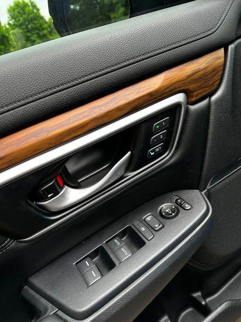 used 2020 Honda CR-V car, priced at $22,995