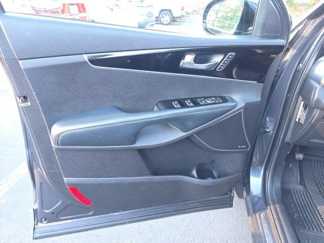 used 2016 Kia Sorento car, priced at $12,495