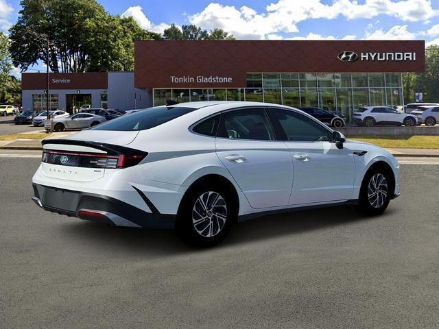 new 2026 Hyundai Sonata Hybrid car, priced at $29,435