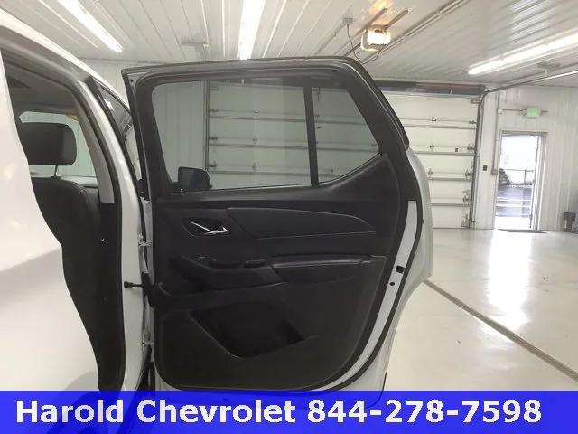 used 2021 Chevrolet Traverse car, priced at $28,997