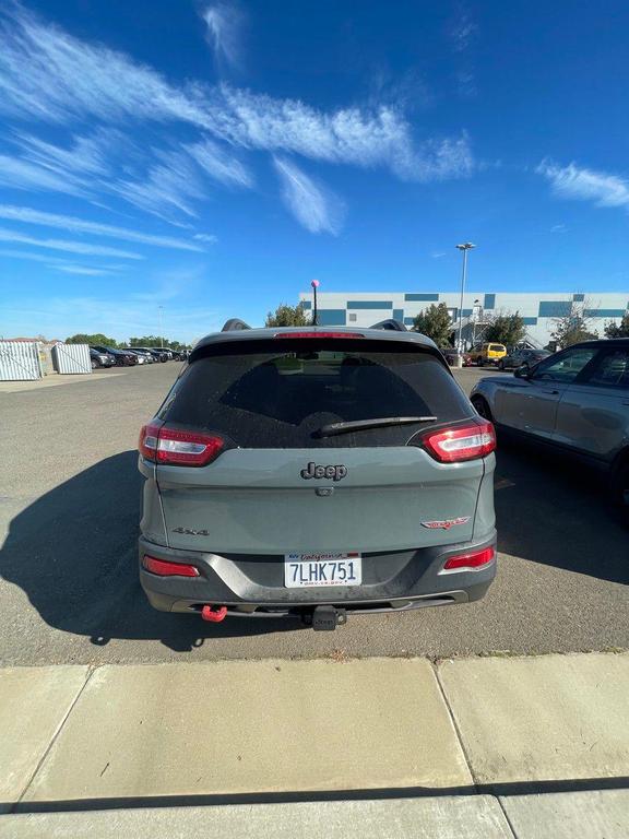 used 2015 Jeep Cherokee car, priced at $14,995