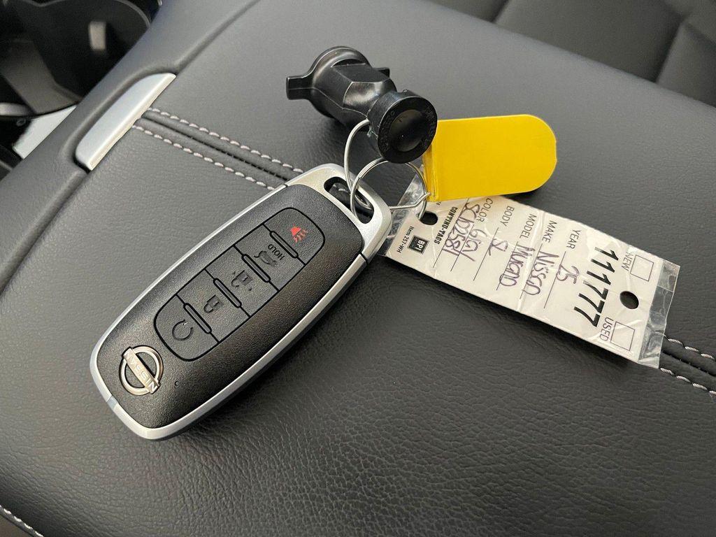 new 2025 Nissan Murano car, priced at $44,715