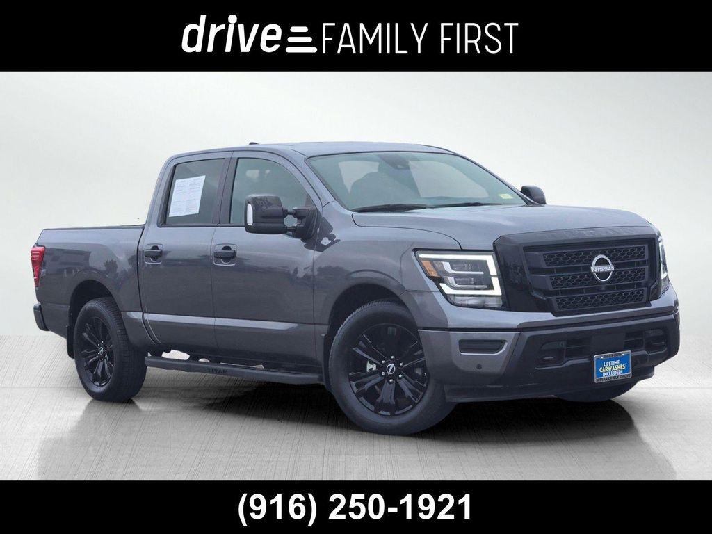 used 2023 Nissan Titan car, priced at $35,888