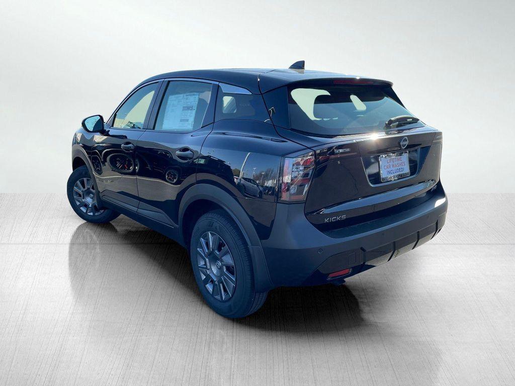new 2025 Nissan Kicks car, priced at $24,292