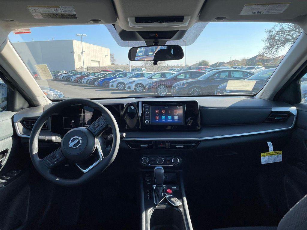 new 2025 Nissan Kicks car, priced at $24,292