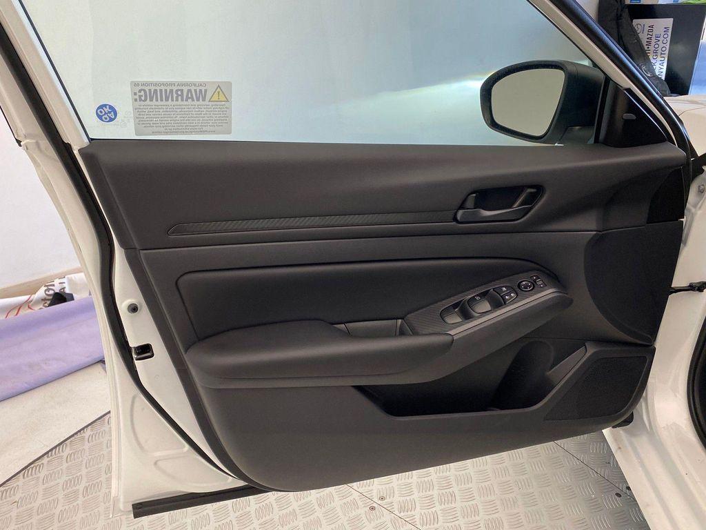 new 2025 Nissan Altima car, priced at $25,250