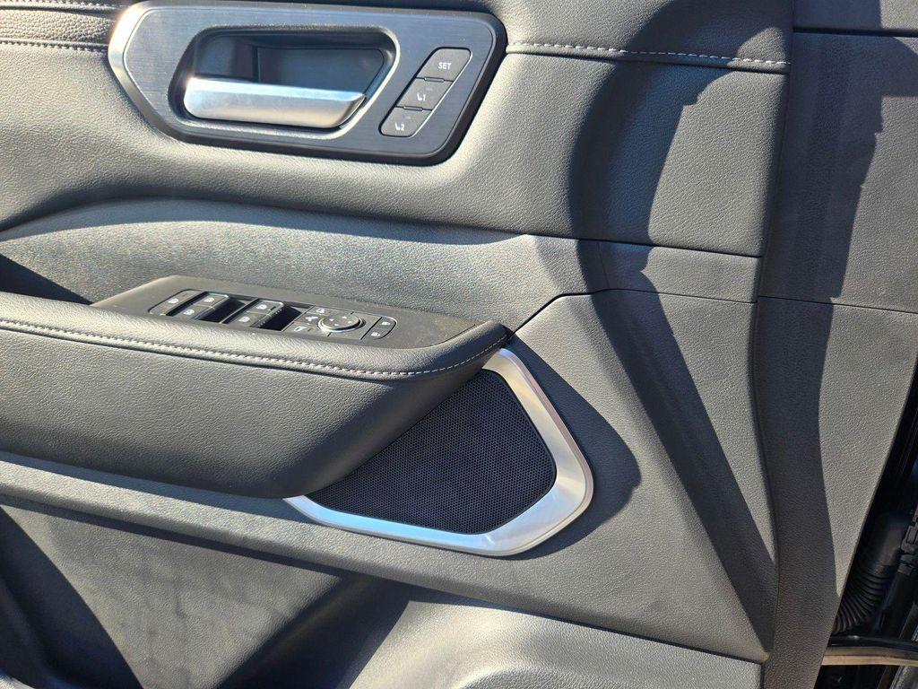 new 2026 Nissan Armada car, priced at $78,020