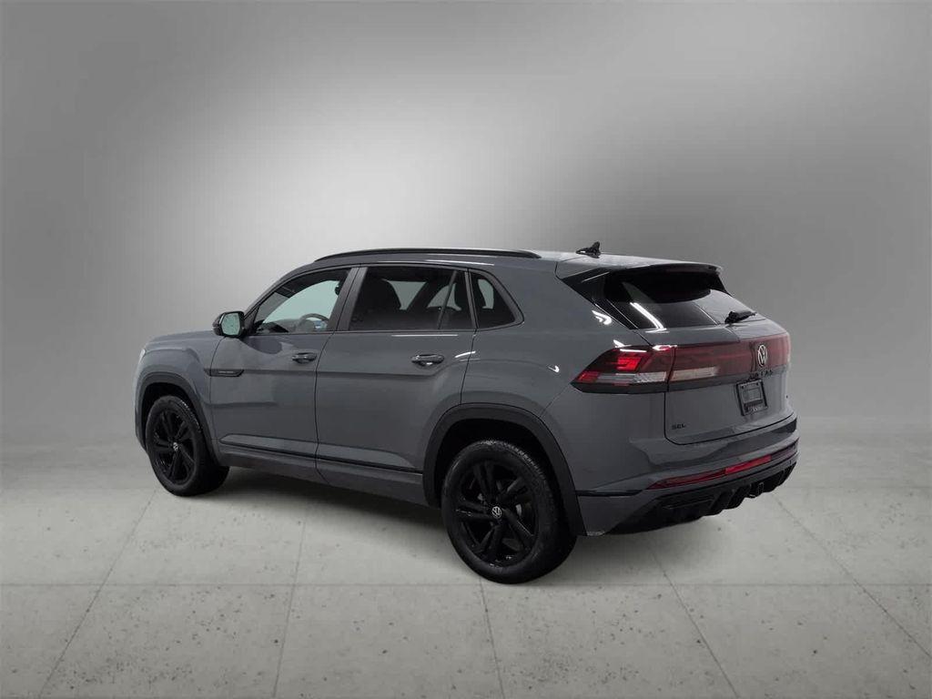 new 2026 Volkswagen Atlas Cross Sport car, priced at $52,399