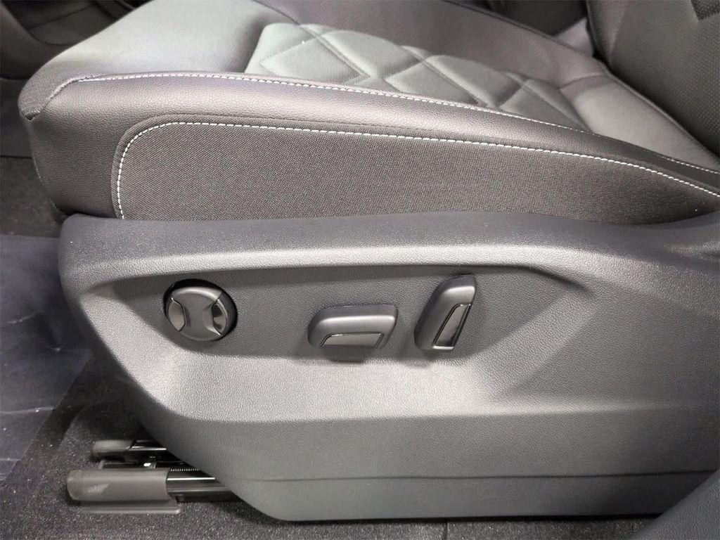 new 2026 Volkswagen Atlas car, priced at $47,366