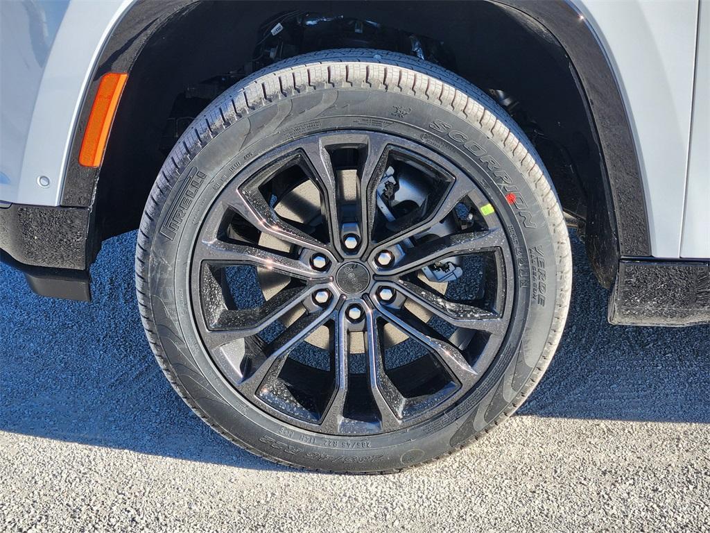 new 2026 Jeep Grand Wagoneer car, priced at $92,063