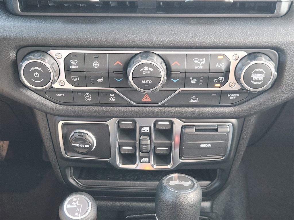 new 2026 Jeep Wrangler car, priced at $46,505